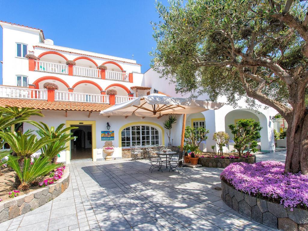 Hotel La Scogliera Forio di Ischia Екстериор снимка