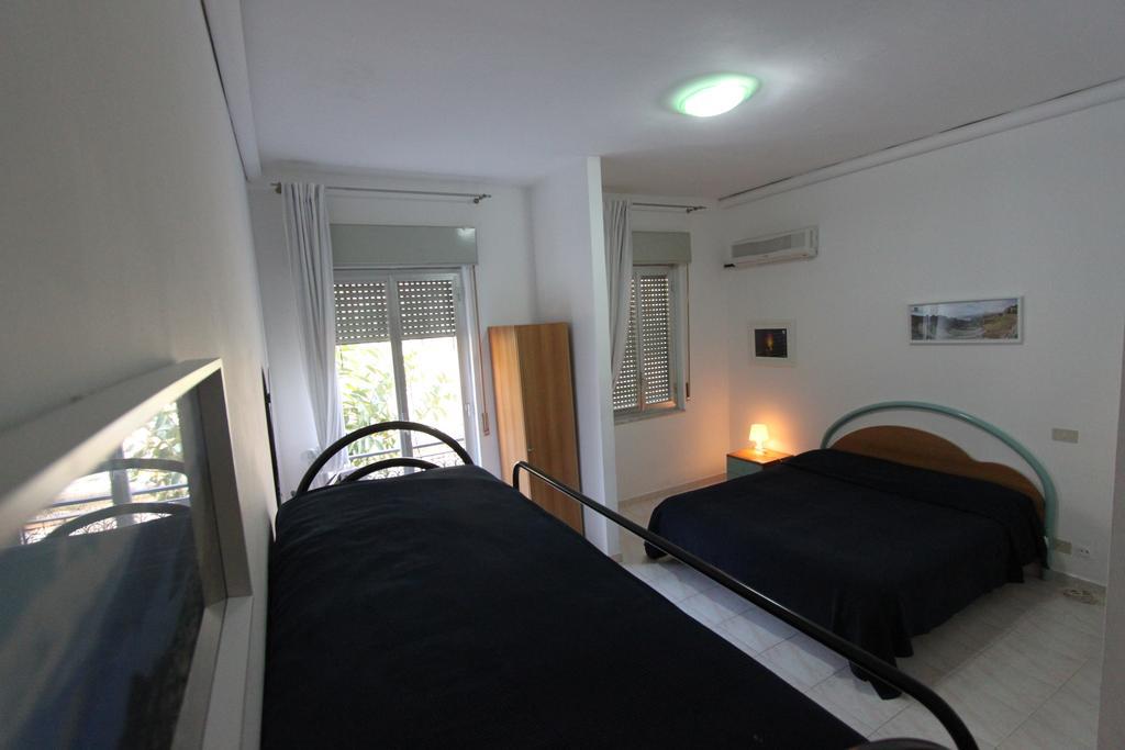 Hotel La Scogliera Forio di Ischia Екстериор снимка
