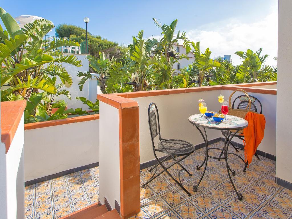 Hotel La Scogliera Forio di Ischia Екстериор снимка